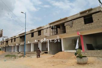 421 Squire feet Apartment for sale in Malir Luxuria phase 1
