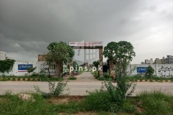240 Sq Yd residential plot for sale in Karachi Bar society