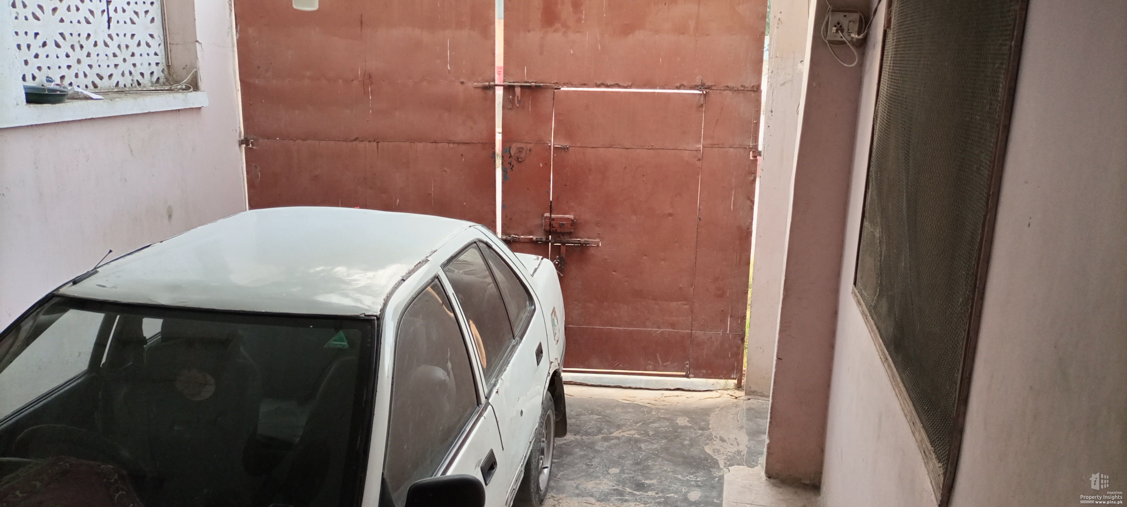 Commercial space available for rent in Karachi Office for Rent in Karachi