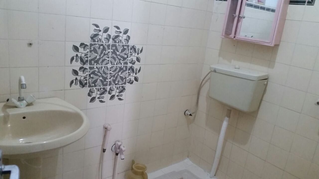 120 Sqy One Unit Beautiful Bungalow in Sasi Homes