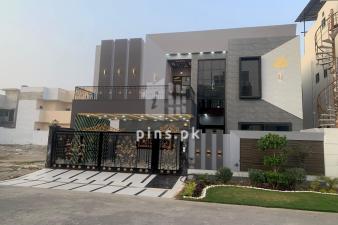 9 Marla House for Sale in Faisal Cottages full Renovated 