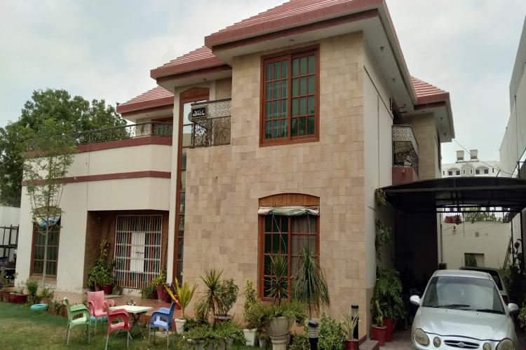 One unit banglow 740 yards Sector W Gulshan-e-Maymar