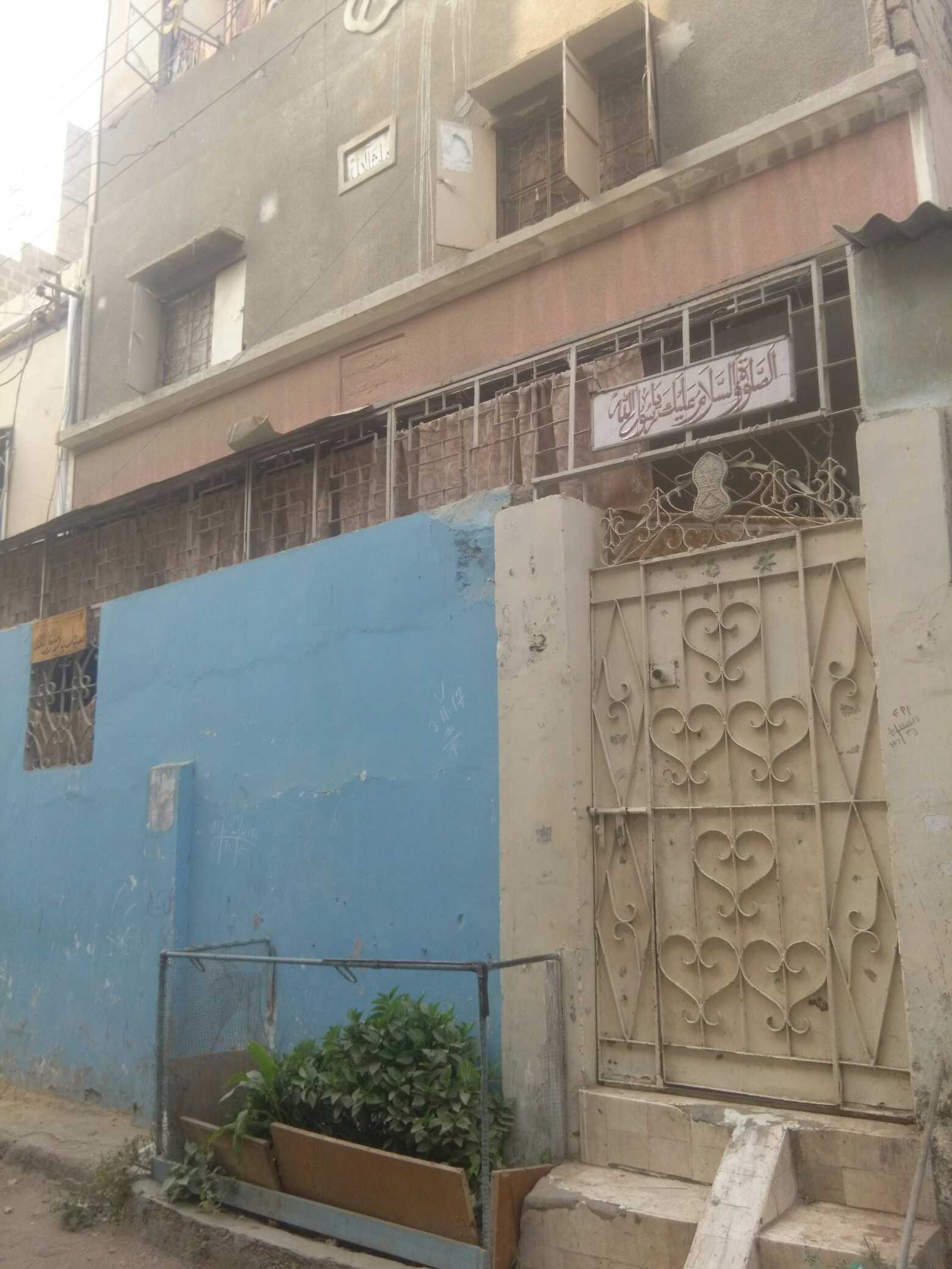 80 SQ/YARD HOUSE FOR SALE C-1 AREA LIAQATABAD
